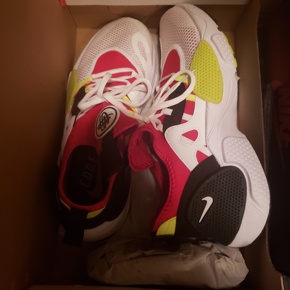 Nike Huarache - Picture 2 of 3